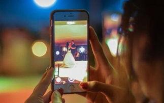 服务员影院成人直播视频,揭秘服务员幕后生活-第2张图片-九色视频在线观看