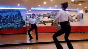 成人夜间舞蹈视频教学大全,成人夜间舞蹈视频教学大全精选解析-第3张图片-九色视频在线观看