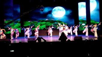 太湖美成人扇子舞视频,古典韵味与现代风采的完美融合-第1张图片-九色视频在线观看