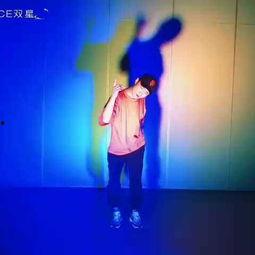 男教师舞蹈成人舞蹈视频,男教师成人舞蹈风采展示-第1张图片-九色视频在线观看