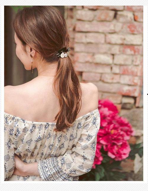 成人小发绳扎头发视频,视频教程教你如何用小发绳打造时尚发型-第2张图片-九色视频在线观看